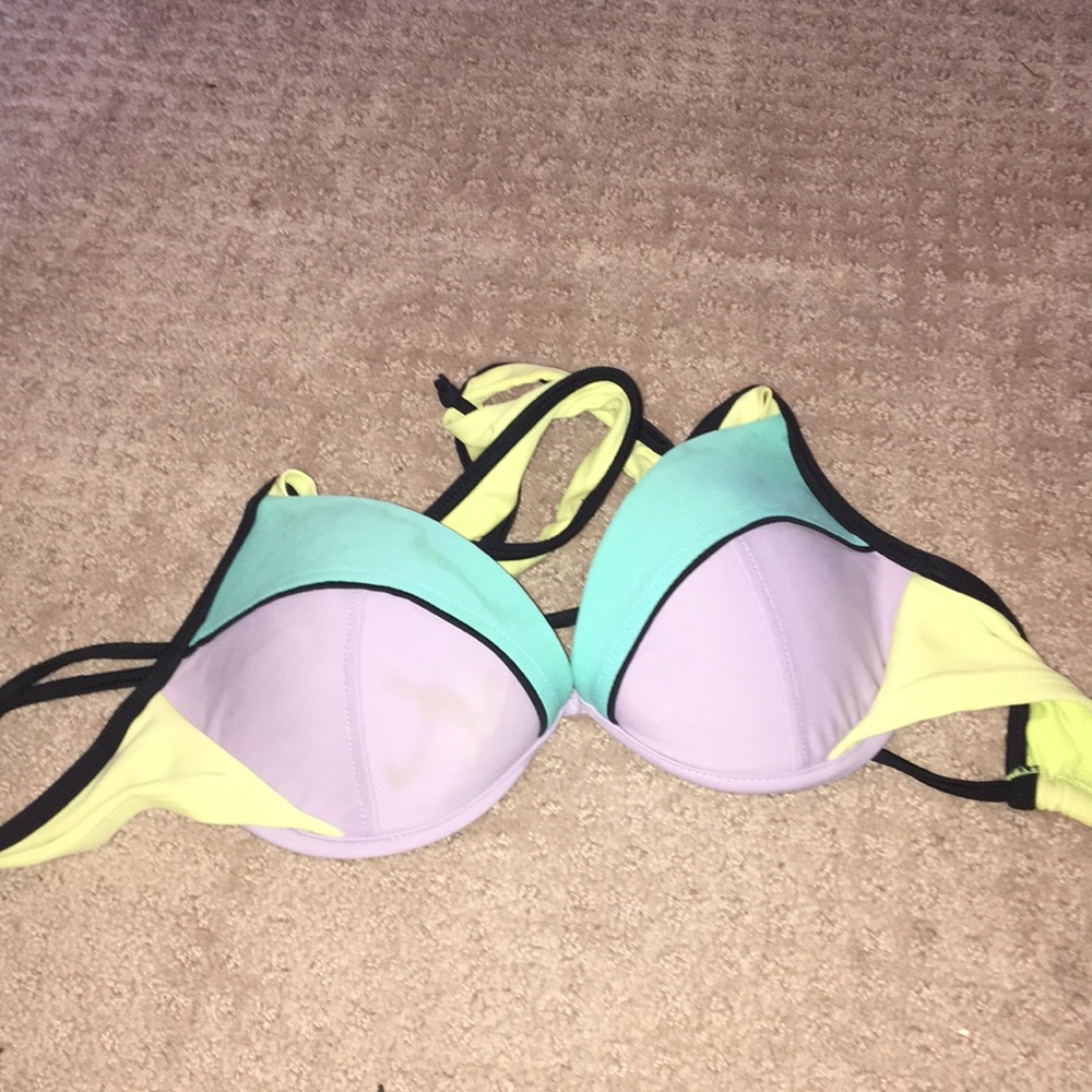 Bikini top